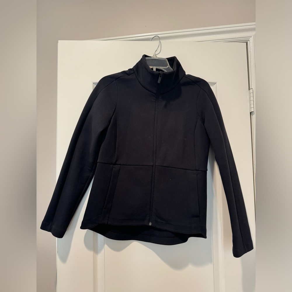 Lululemon athletica navy jacket size 6